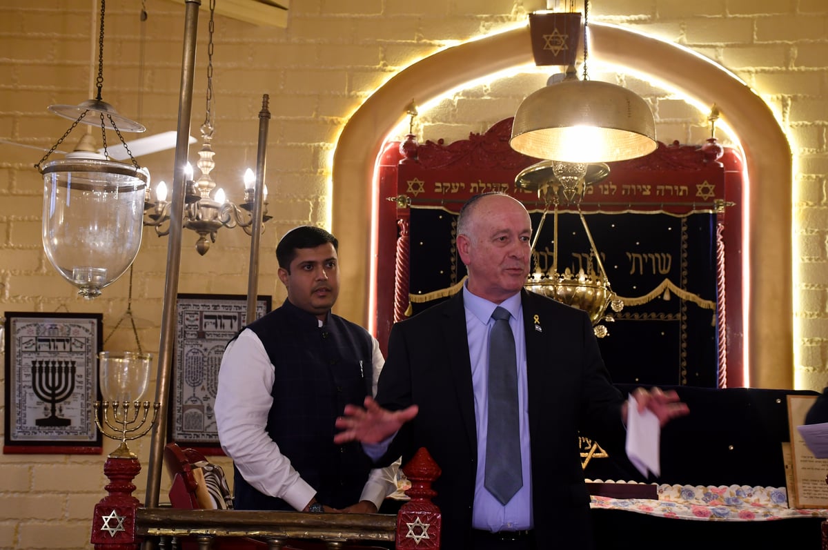 Yaakov Blitshtein, Director General of Foreign Affairs of Israel at Shaare Rason Synagogue