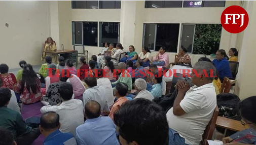 MU students attend lectures on the floor